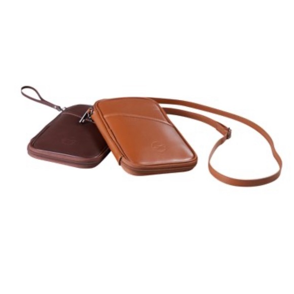 NWT JoePamelia Voyageur Leather Artisan Travel Wallet Crossbody Camel 
MSRP$189. - Picture 4 of 15